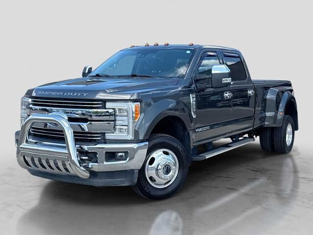 2017 Ford F-350 Super Duty Lariat