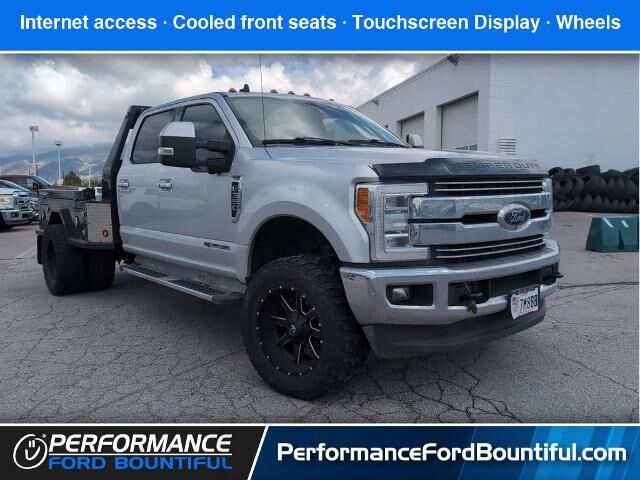 2019 Ford F-350 Super Duty Lariat