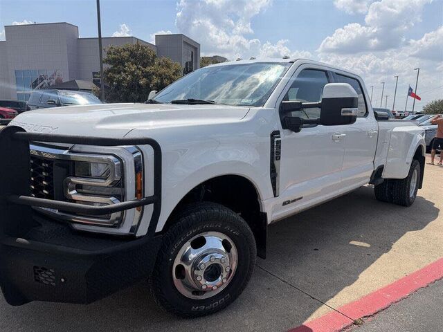 2023 Ford F-350 Super Duty Lariat