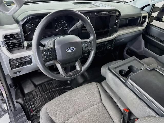 2024 Ford F-350 Super Duty XL