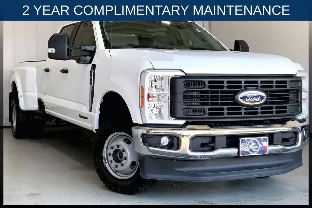 2025 Ford F-350 Super Duty XL — photo 1 of 13