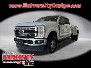 2025 Ford F-350 Super Duty King Ranch — photo 1 of 52