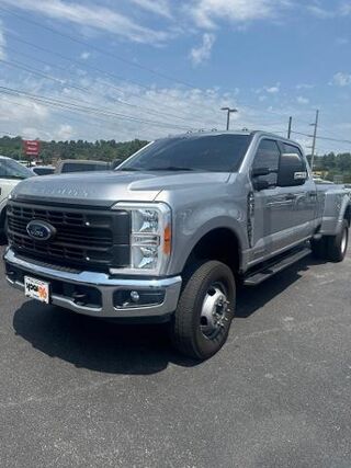 2023 Ford F-350 Super Duty XL — photo 1 of 28