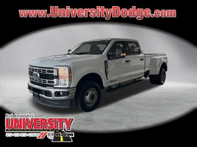 2024 Ford F-350 Super Duty King Ranch — photo 1 of 52