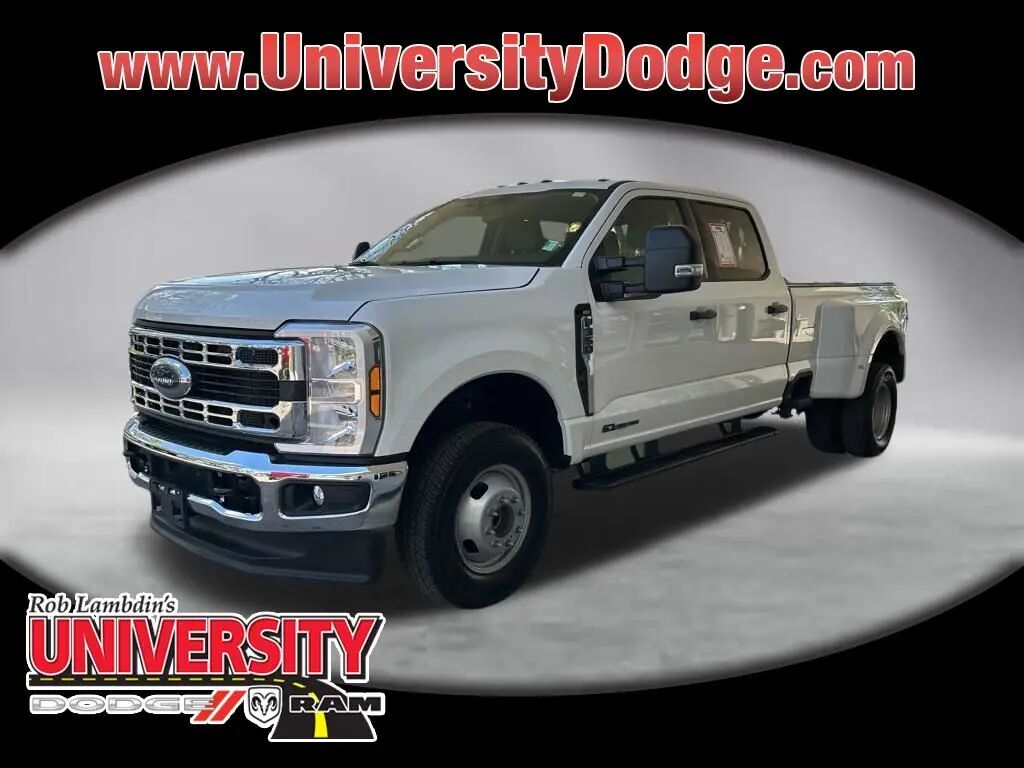 2025 Ford F-350 Super Duty King Ranch — photo 1 of 1