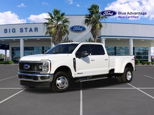 2026 Ford F-350 Super Duty Lariat
