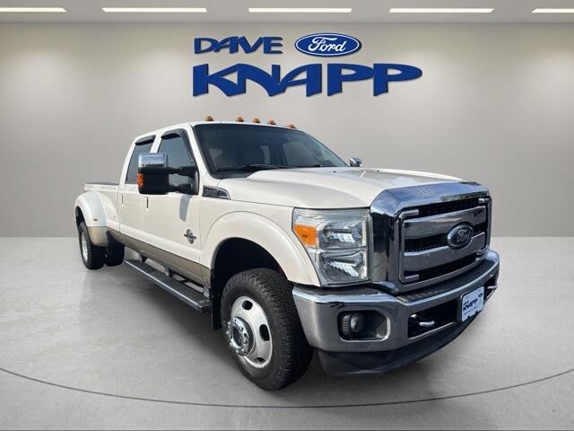 2011 Ford F-350 Super Duty Lariat — photo 1 of 13