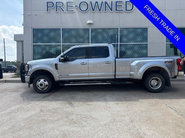 2022 Ford F-350 Super Duty Lariat