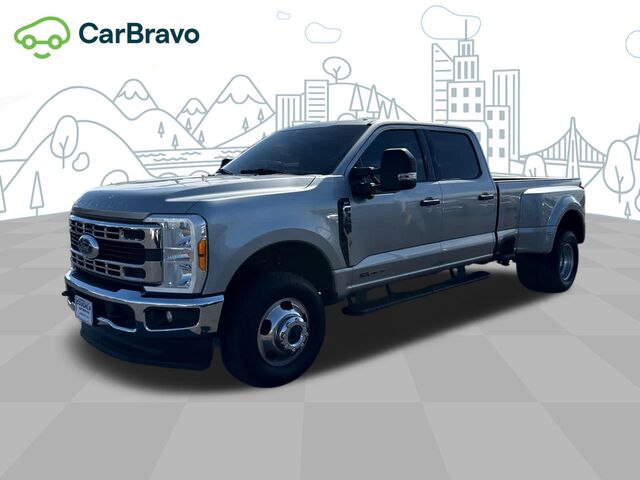 2023 Ford Super Duty F-350 DRW XLT