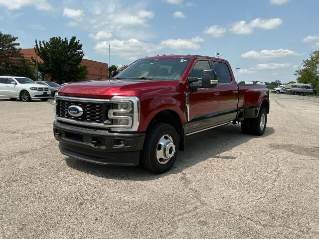 2025 Ford F-350 Super Duty King Ranch — photo 1 of 26