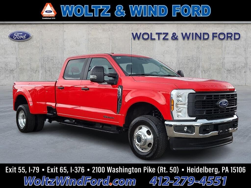 2025 Ford F-350 Super Duty XL — photo 1 of 1