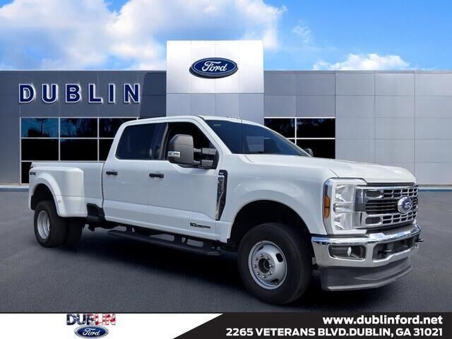 2025 Ford F-350 Super Duty XLT