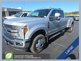 2017 Ford F-350 Super Duty Lariat