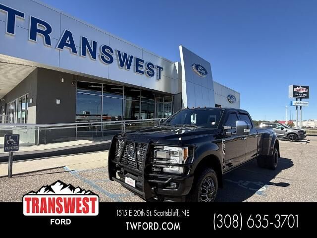 2019 Ford F-350 Super Duty Platinum