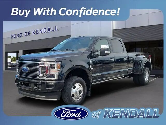 2022 Ford F-350 Super Duty Platinum — photo 1 of 26