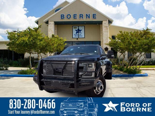 2022 Ford F-350 Super Duty Lariat
