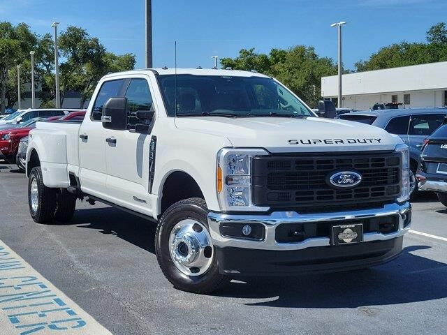 2025 Ford F-350 Super Duty XL — photo 1 of 13
