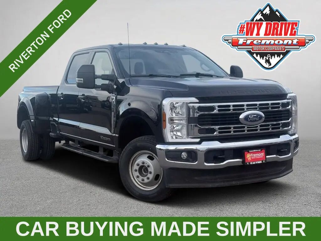 2026 Ford F-350 Super Duty XLT — photo 1 of 13