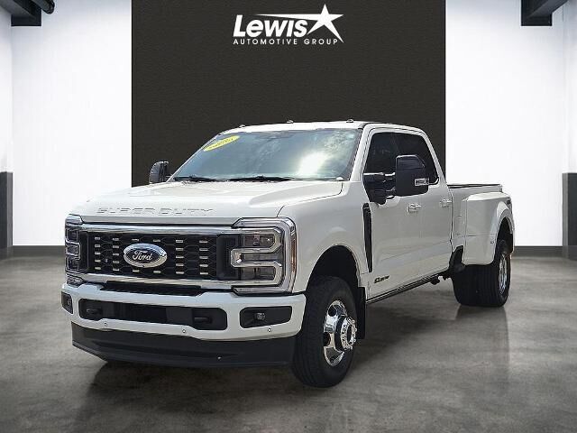 2026 Ford F-350 Super Duty Platinum