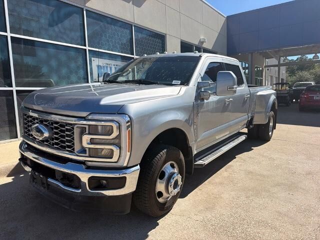 2023 Ford F-350 Super Duty Lariat