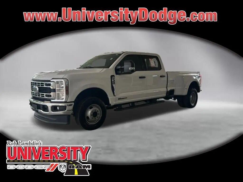 2024 Ford F-350 Super Duty King Ranch — photo 1 of 13