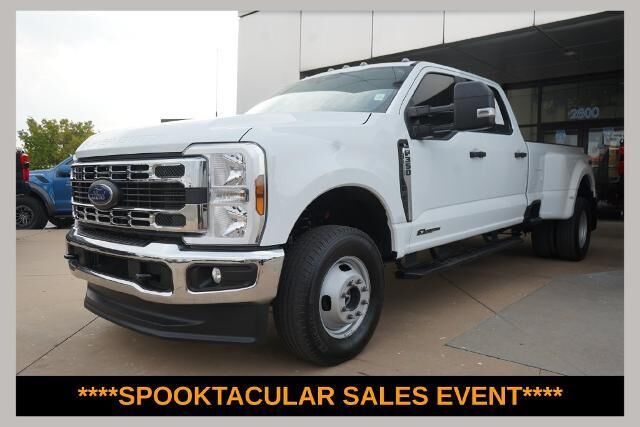 2025 Ford F-350 Super Duty XL