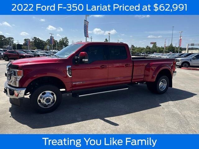 2022 Ford F-350 Super Duty Lariat — photo 1 of 26