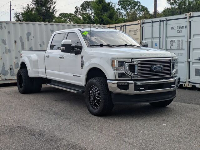 2022 Ford F-350 Super Duty Lariat