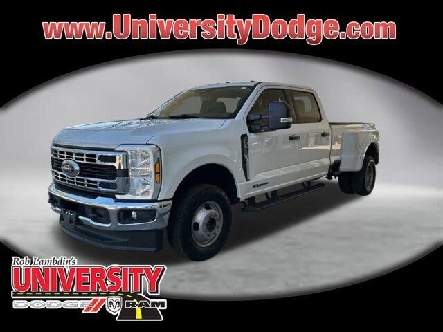 2024 Ford F-350 Super Duty King Ranch — photo 1 of 52