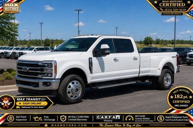2025 Ford F-350 Super Duty Lariat — photo 1 of 41