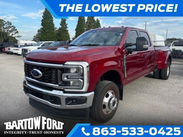 2026 Ford F-350 Super Duty Lariat — photo 1 of 26