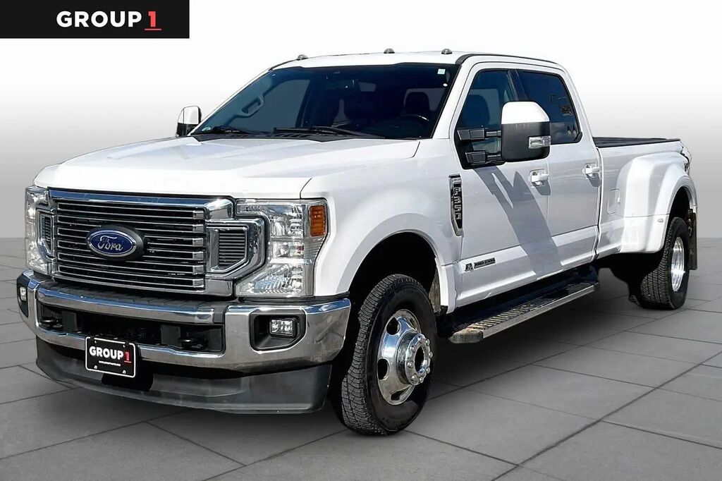 2021 Ford F-350 Super Duty Lariat — photo 1 of 13