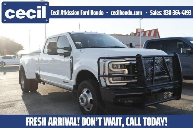 2024 Ford F-350 Super Duty Lariat — photo 1 of 26