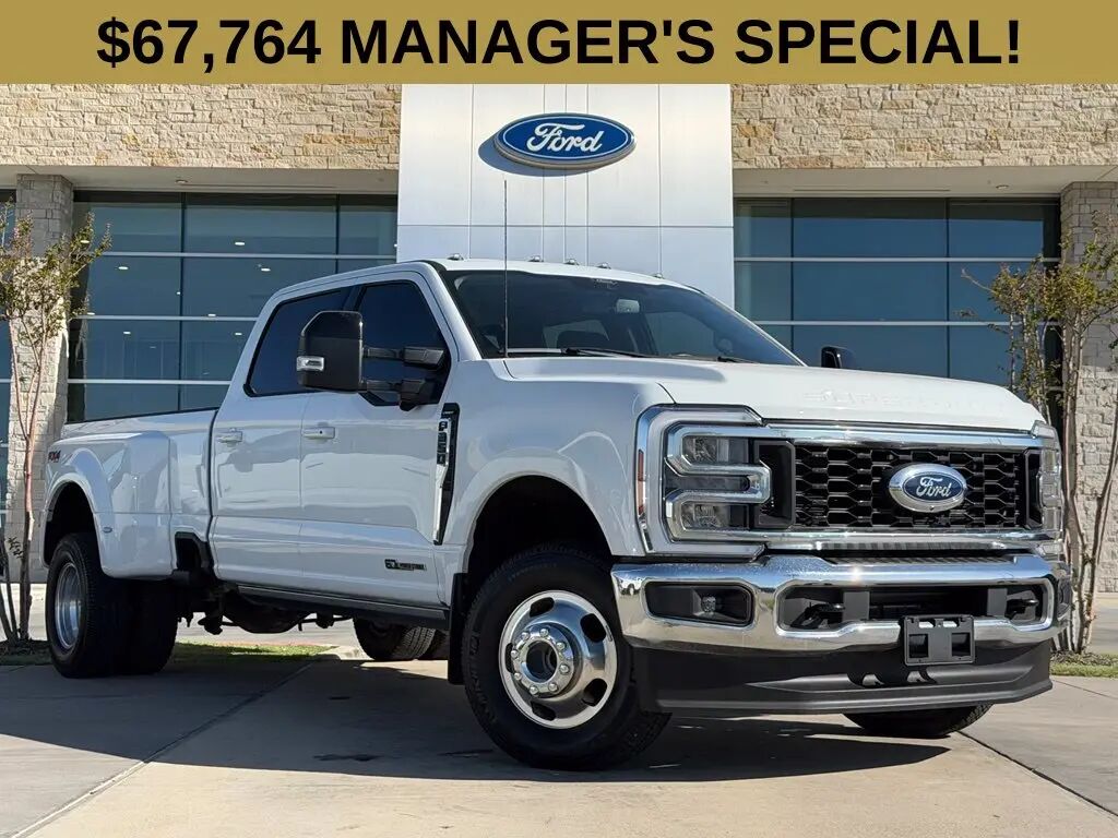 2024 Ford F-350 Super Duty Lariat — photo 1 of 13