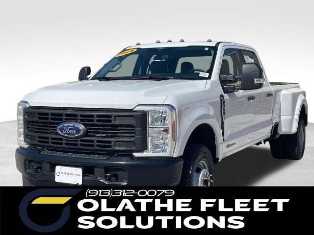 2025 Ford F-350 Super Duty XL — photo 1 of 1