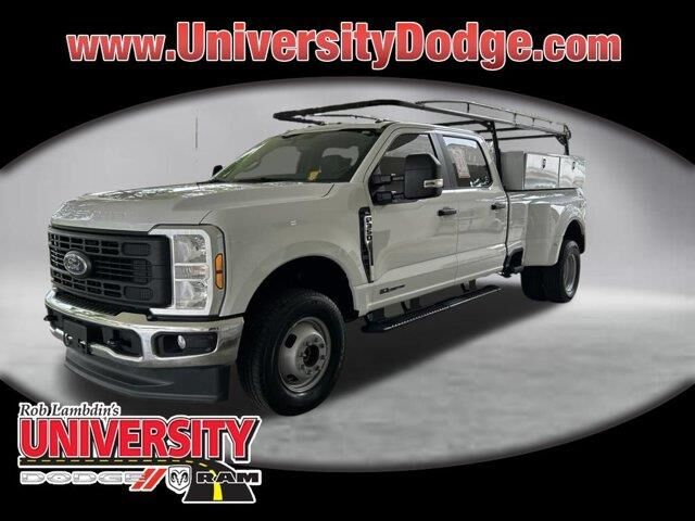 2025 Ford F-350 Super Duty King Ranch — photo 1 of 52