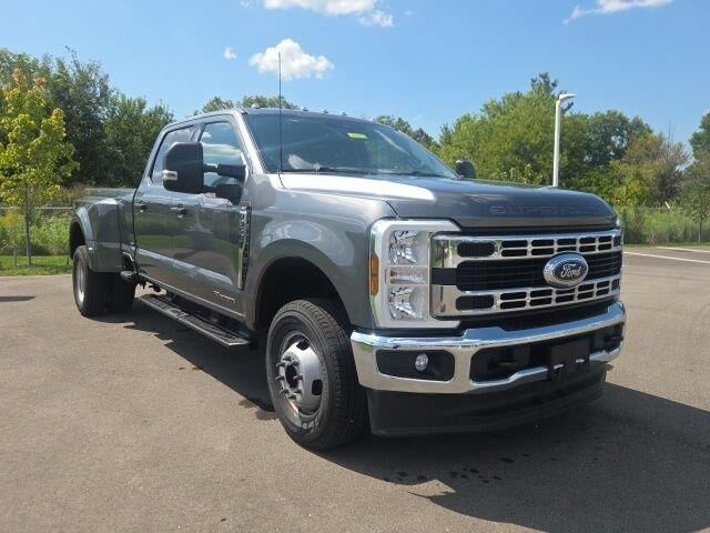 2026 Ford F-350 Super Duty XLT