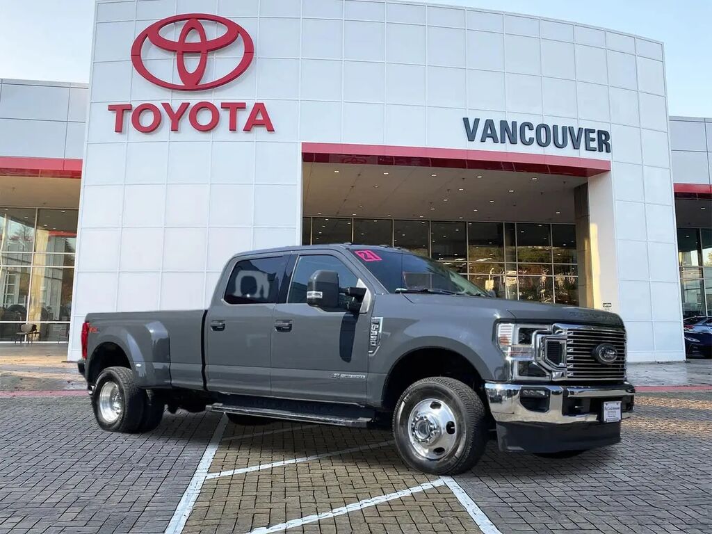 2021 Ford F-350 Super Duty Lariat — photo 1 of 13