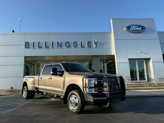 2023 Ford F-350 Super Duty XLT — photo 1 of 26