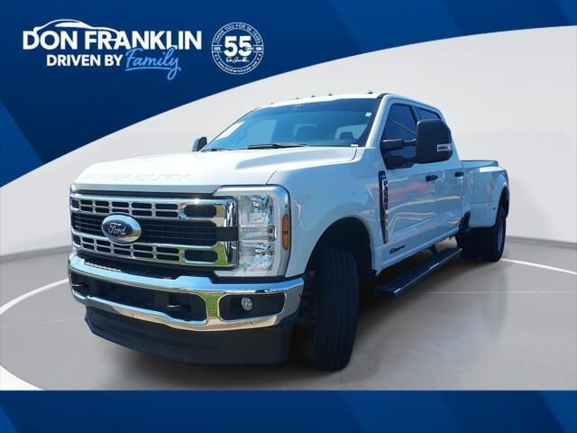 2024 Ford F-350 Super Duty XLT — photo 1 of 13