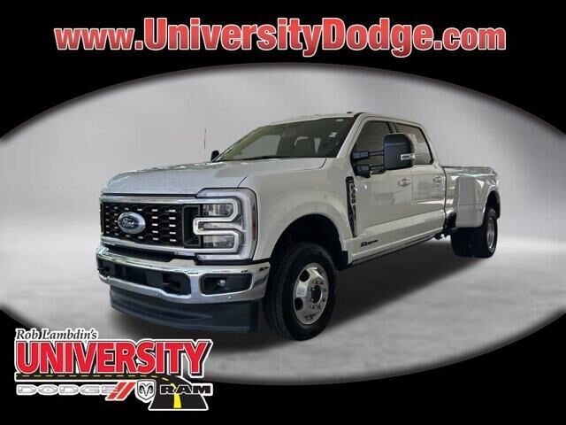 2025 Ford F-350 Super Duty King Ranch — photo 1 of 26