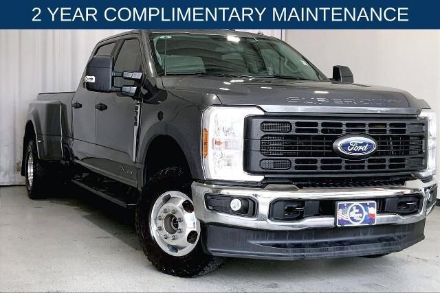 2025 Ford F-350 Super Duty XL