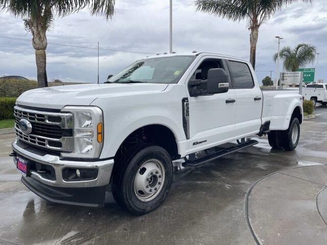 2026 Ford F-350 Super Duty XLT