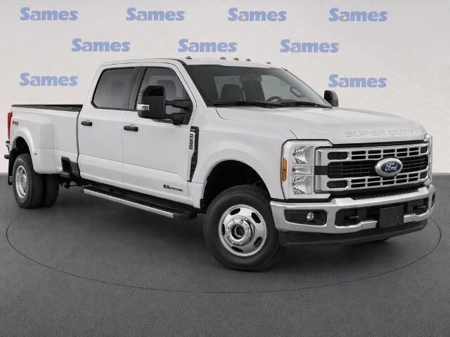 2026 Ford F-350 Super Duty XLT — photo 1 of 26