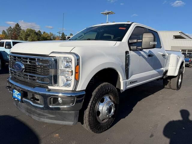 2023 Ford F-350 Super Duty XLT