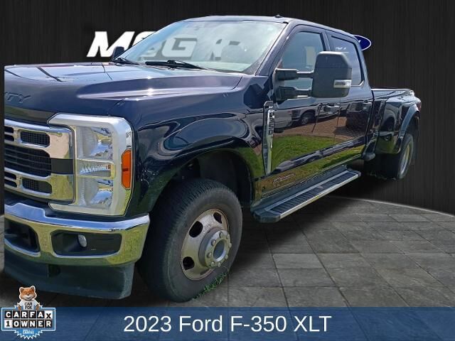 2023 Ford F-350 Super Duty XLT — photo 1 of 26