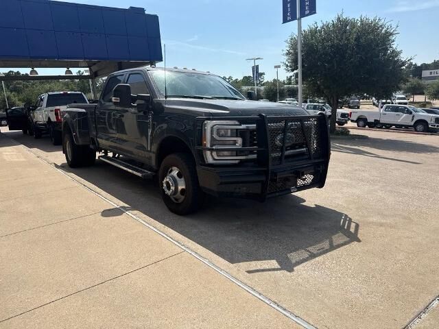 2024 Ford F-350 Super Duty Lariat