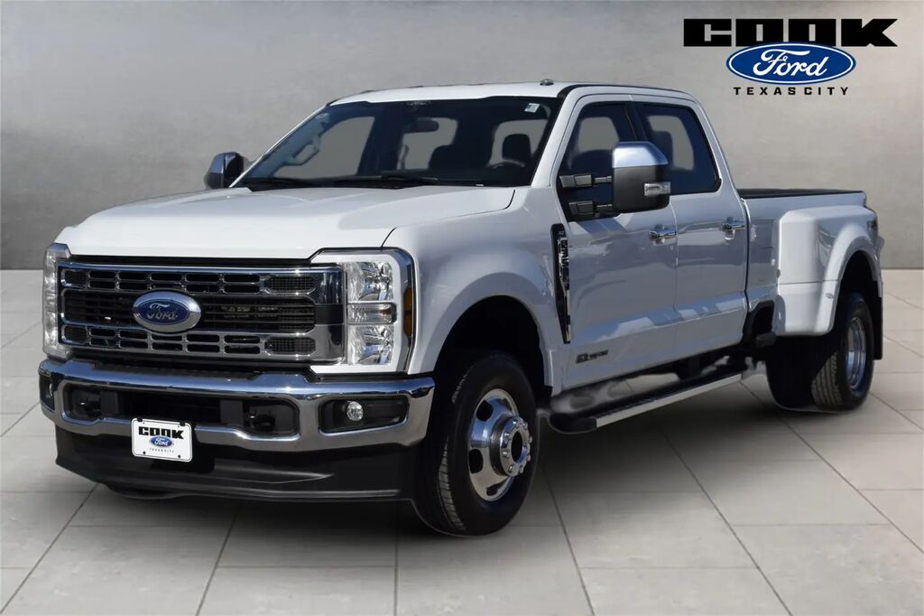 2024 Ford F-350 Super Duty XLT — photo 1 of 37