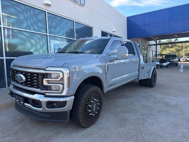 2024 Ford F-350 Super Duty Lariat