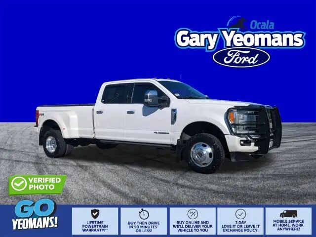 2017 Ford F-350 Super Duty Platinum
